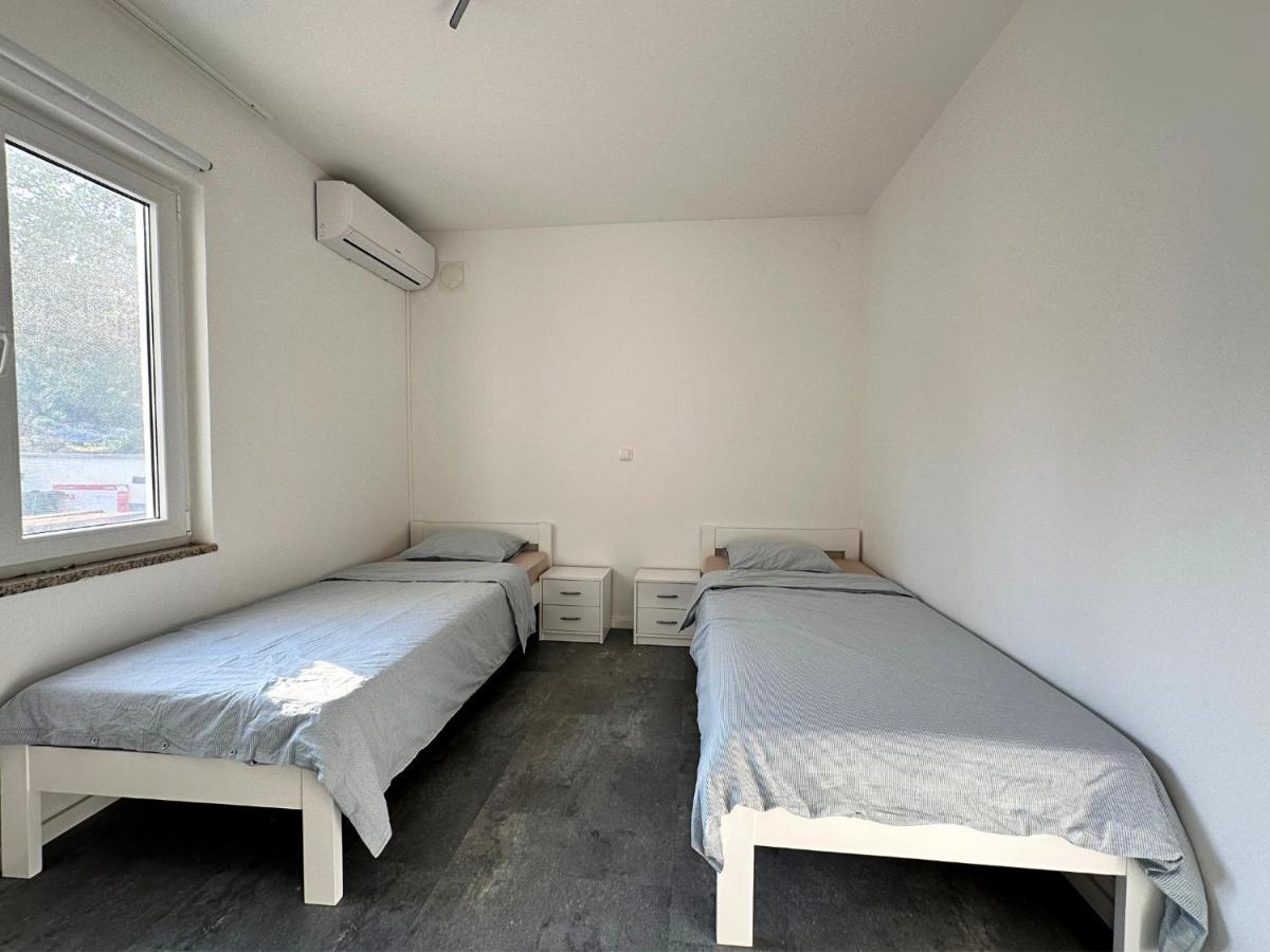 Apartmani Adriana Lakmartin Zewnętrze zdjęcie
