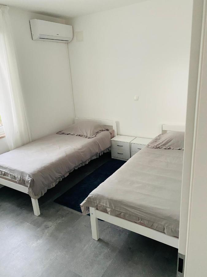 Apartmani Adriana Lakmartin Zewnętrze zdjęcie